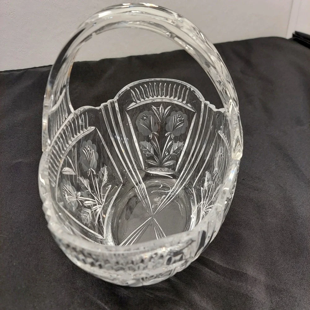 Vintage Crystal Glass Basket Frosted Floral Etched Scalloped Candy Dish 8